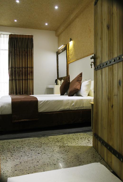 The Tenth Hotel Ella Værelse billede